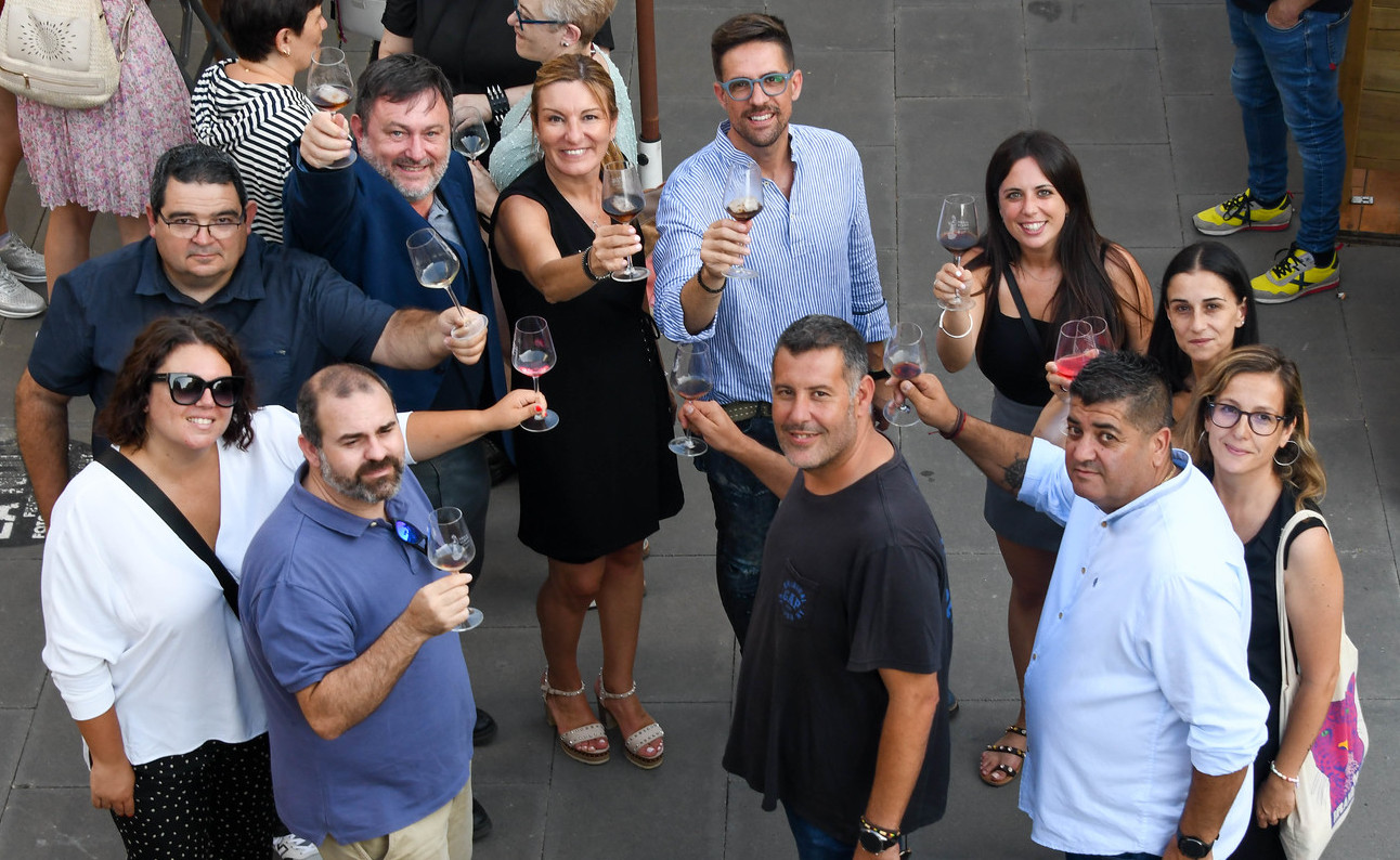 La primera fira dels vins joves a Rubí ha estat un èxit de convocatòria | Foto: Ajuntament de Rubí - Localpres