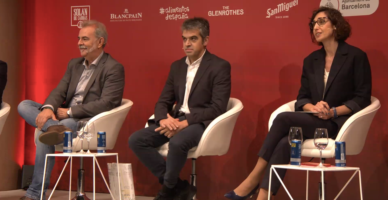 El debat ha reunit alguns dels principals experts en vi i gastronomia de l'Estat