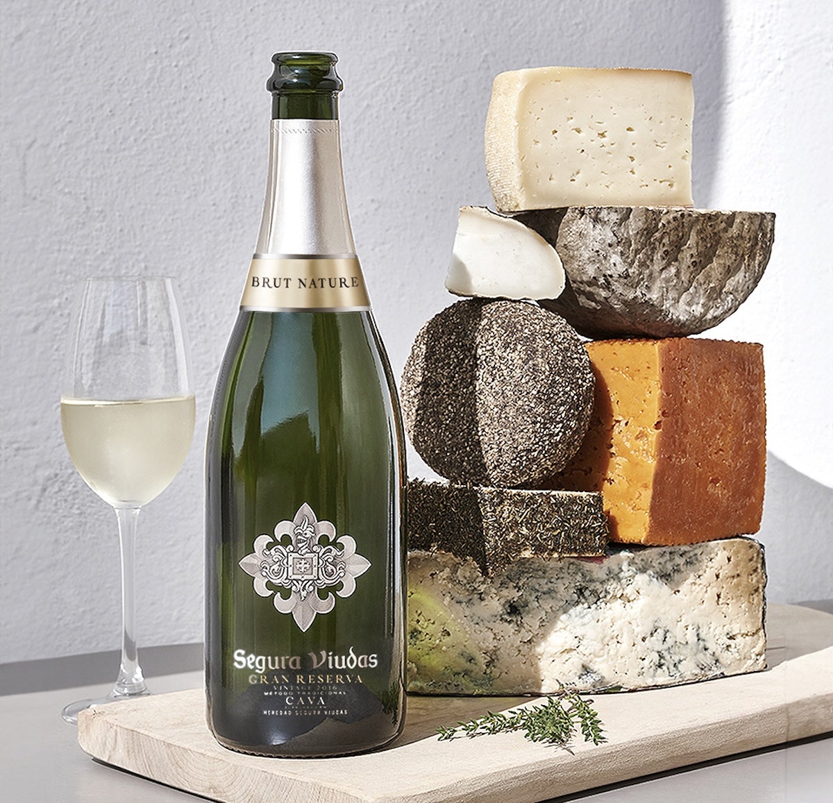 Tast de vins i formatges a Segura Viudas 