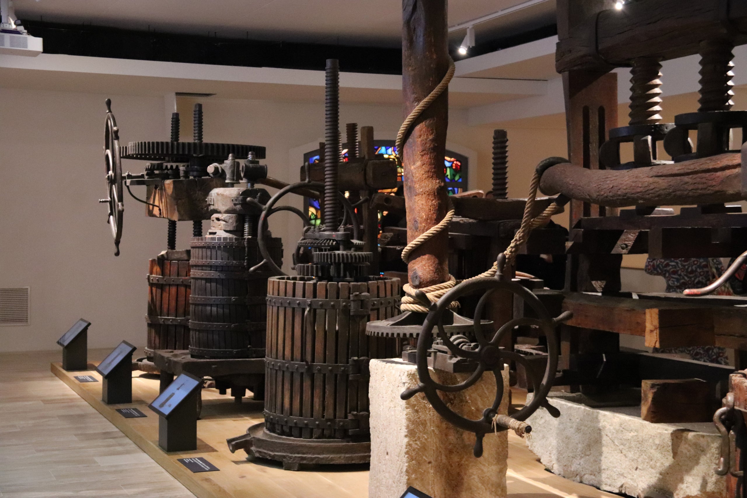 Sala de premses de vi històriques al nou Vinseum / ACN