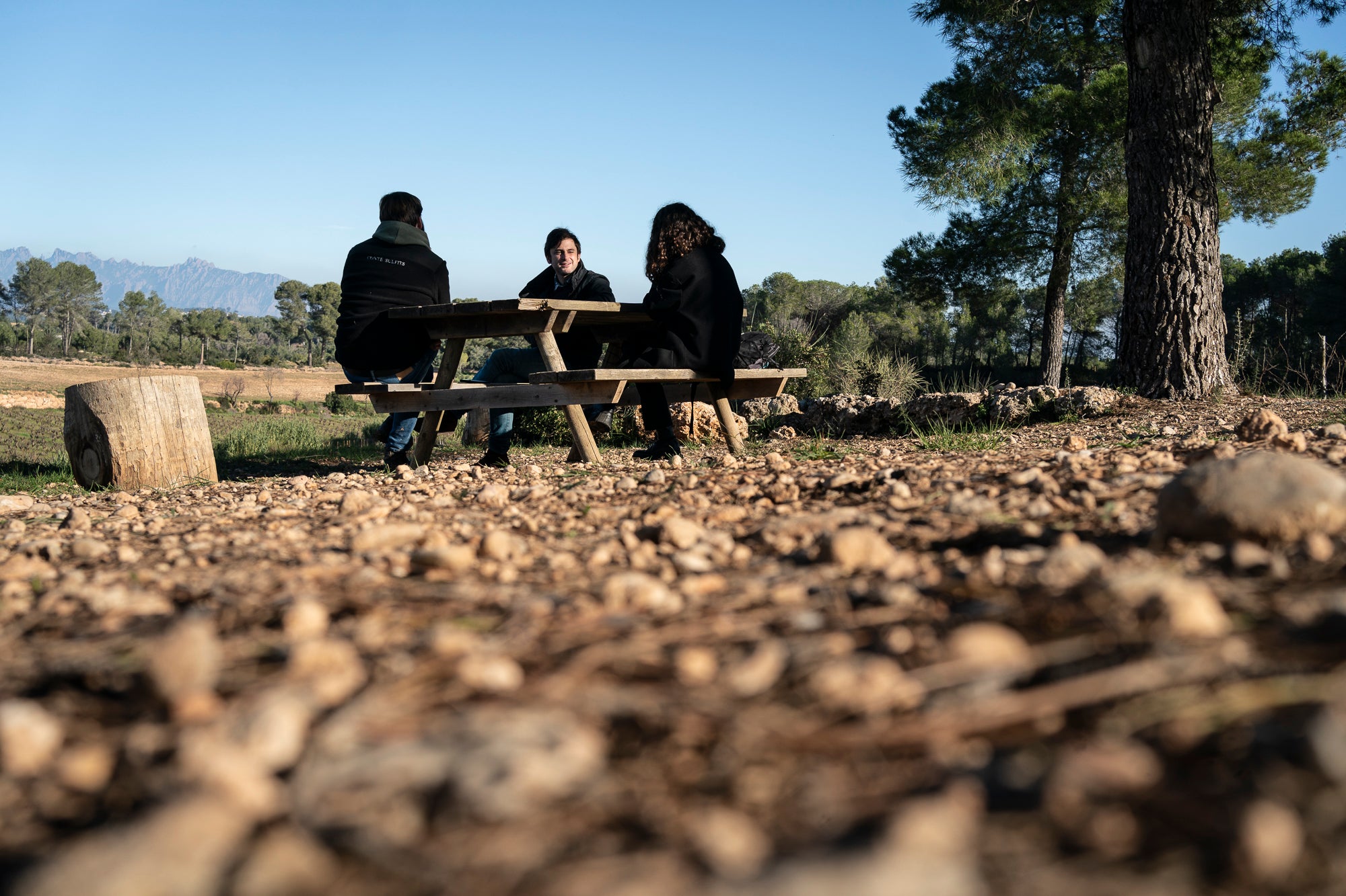 Imatge de l'entrevista als cosins Leo i Roc Gramona, del celler Gramona Batlle / Mireia Comas