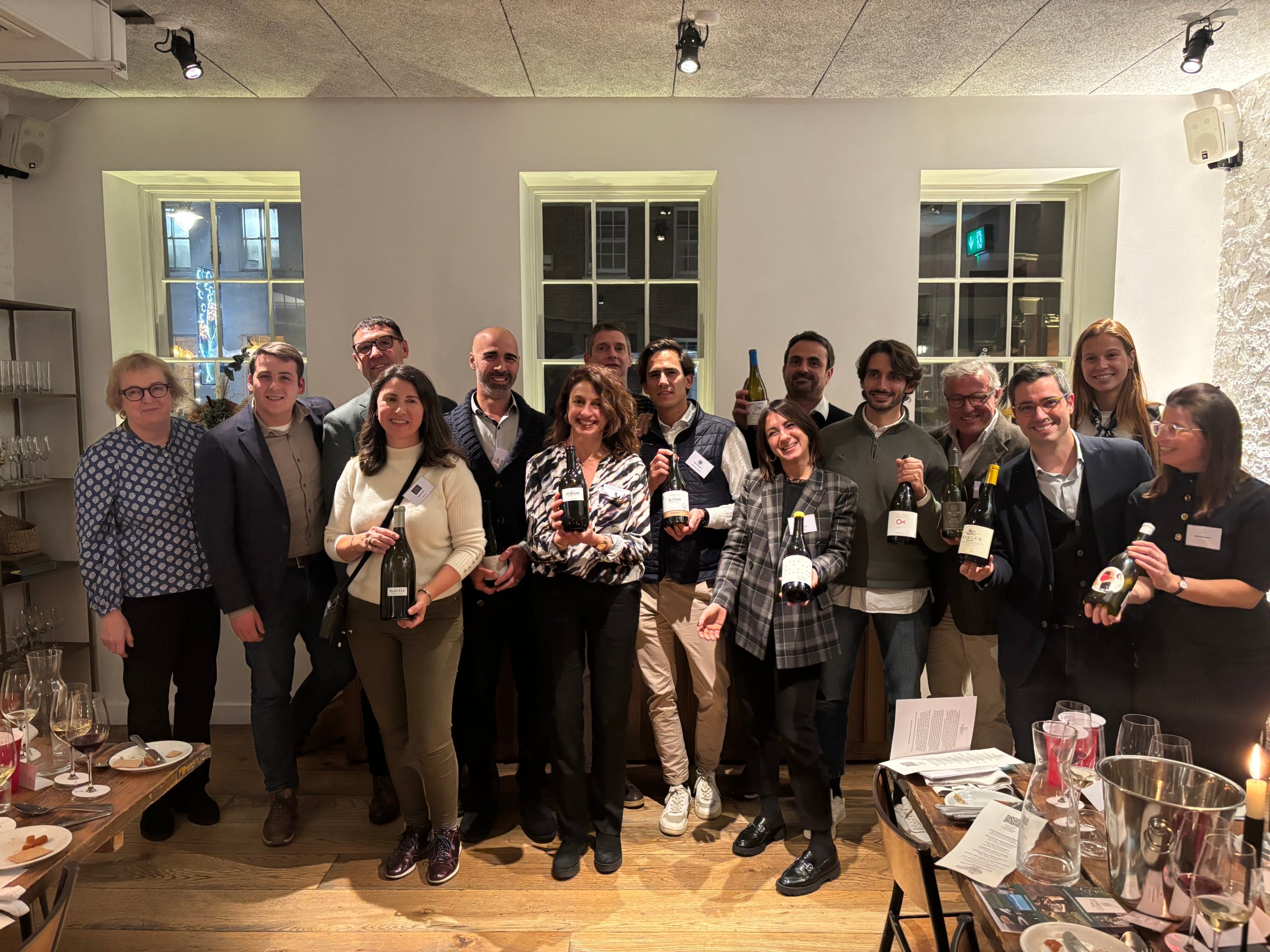 Imatge dels cellers que han participat en el sopar maridatge de la DO Penedès a l'espai gastronòmic Carousel Londres / Cedida