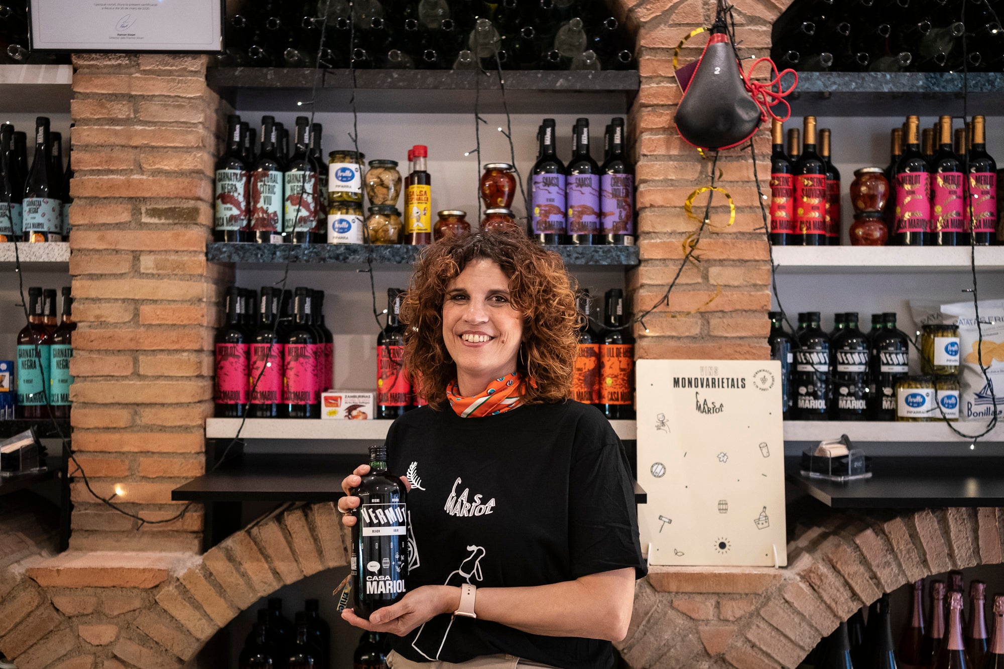 Marta Vaquer, directora de vendes i tercera generació del celler Casa Mariol / Mireia Comas