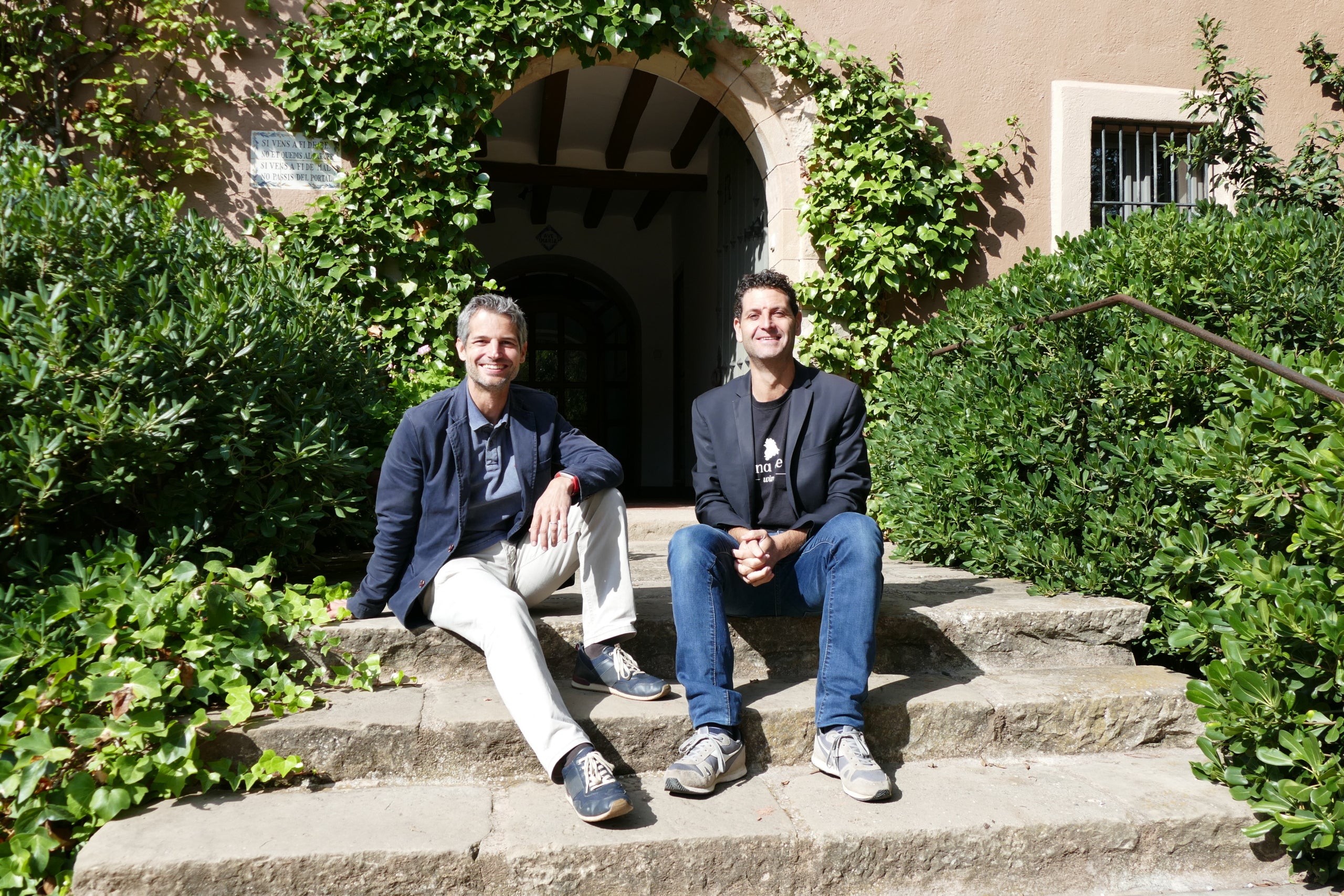 Ramon Roqueta i David Seijas, responsables de ressuscitar el vi bullit al Bages / Cedida