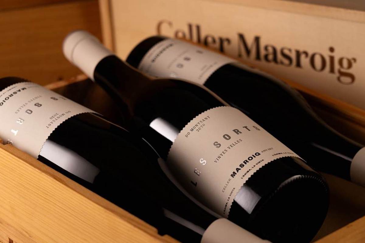 Ampolles del vi 'Les Sorts Vinyes Velles 2020', de Celler Masroig / Cedida