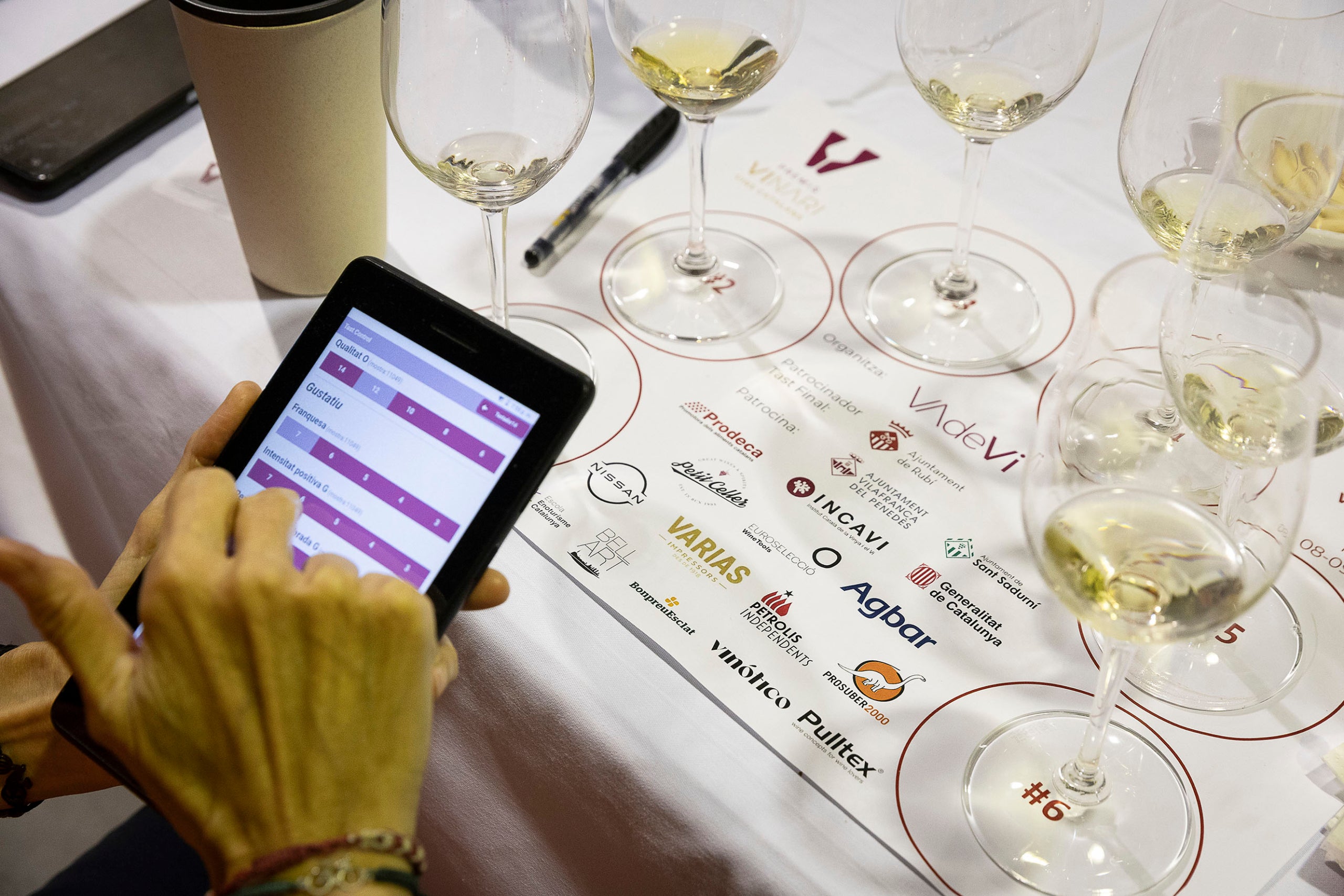 Tast final del Jurat professional dels Premis Vinari 2025 al celler cooperatiu de Rubí.
08.09.2025, Rubí

foto: Jordi Play