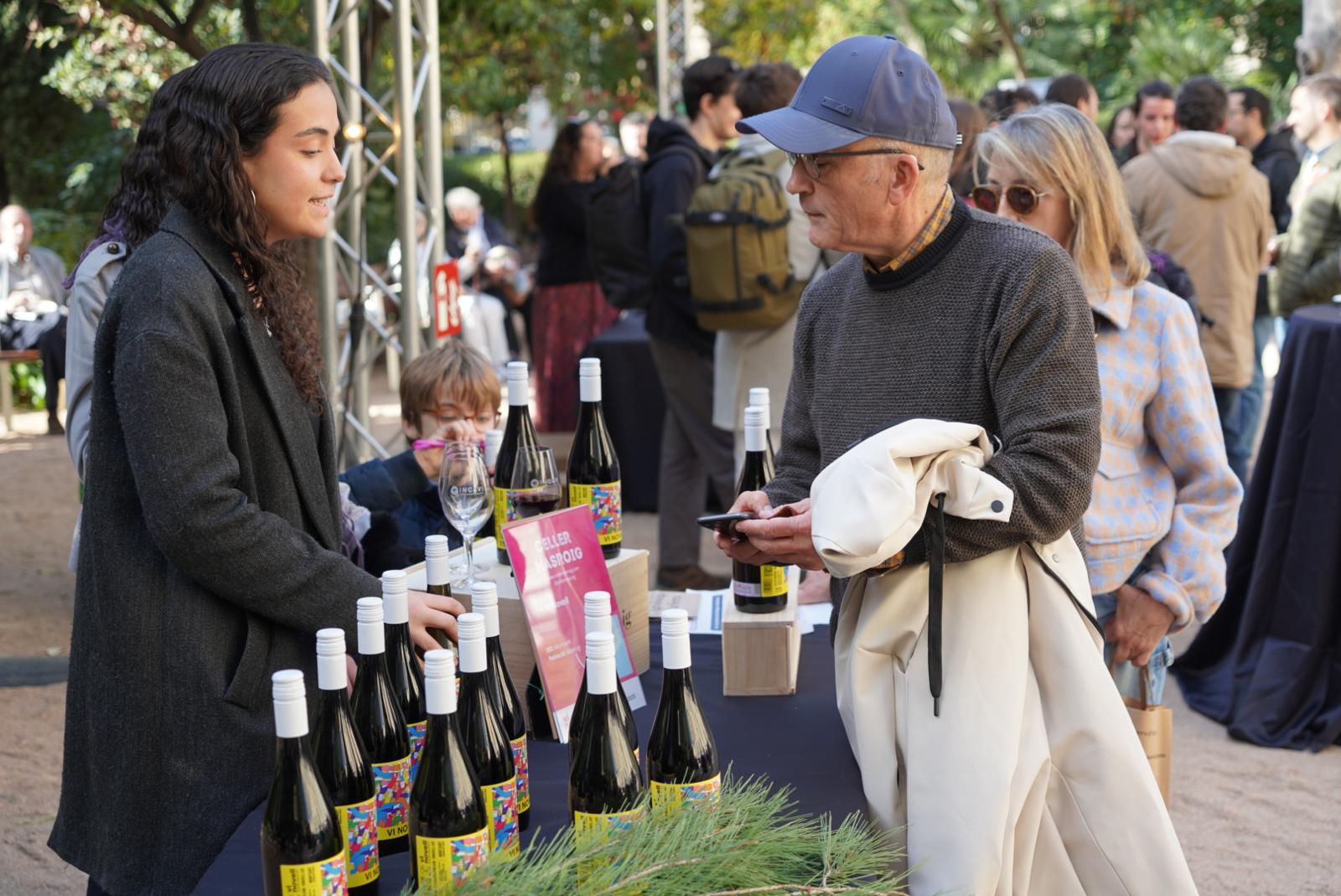 Una de les parades de vins de la Fira del Vi Novell de Barcelona 2025 / Col·lectiu de Cellers Elaboradors de Vi Novell