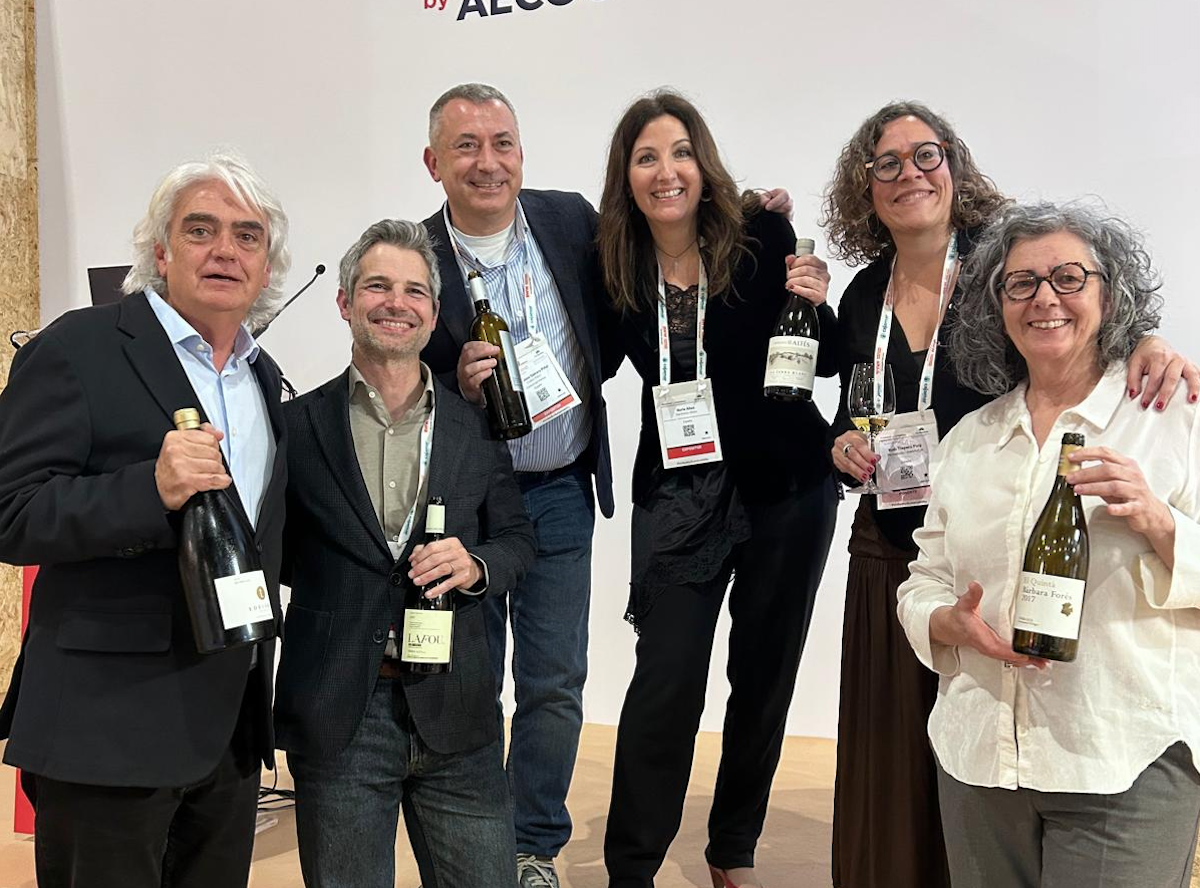 D'esquerra a dreta, Joan Àngel Lliberia, Ramon Roqueta, Juanjo Galcerà, Núria Altés, Ruth Troyano i Carmen Ferrer / J.G.