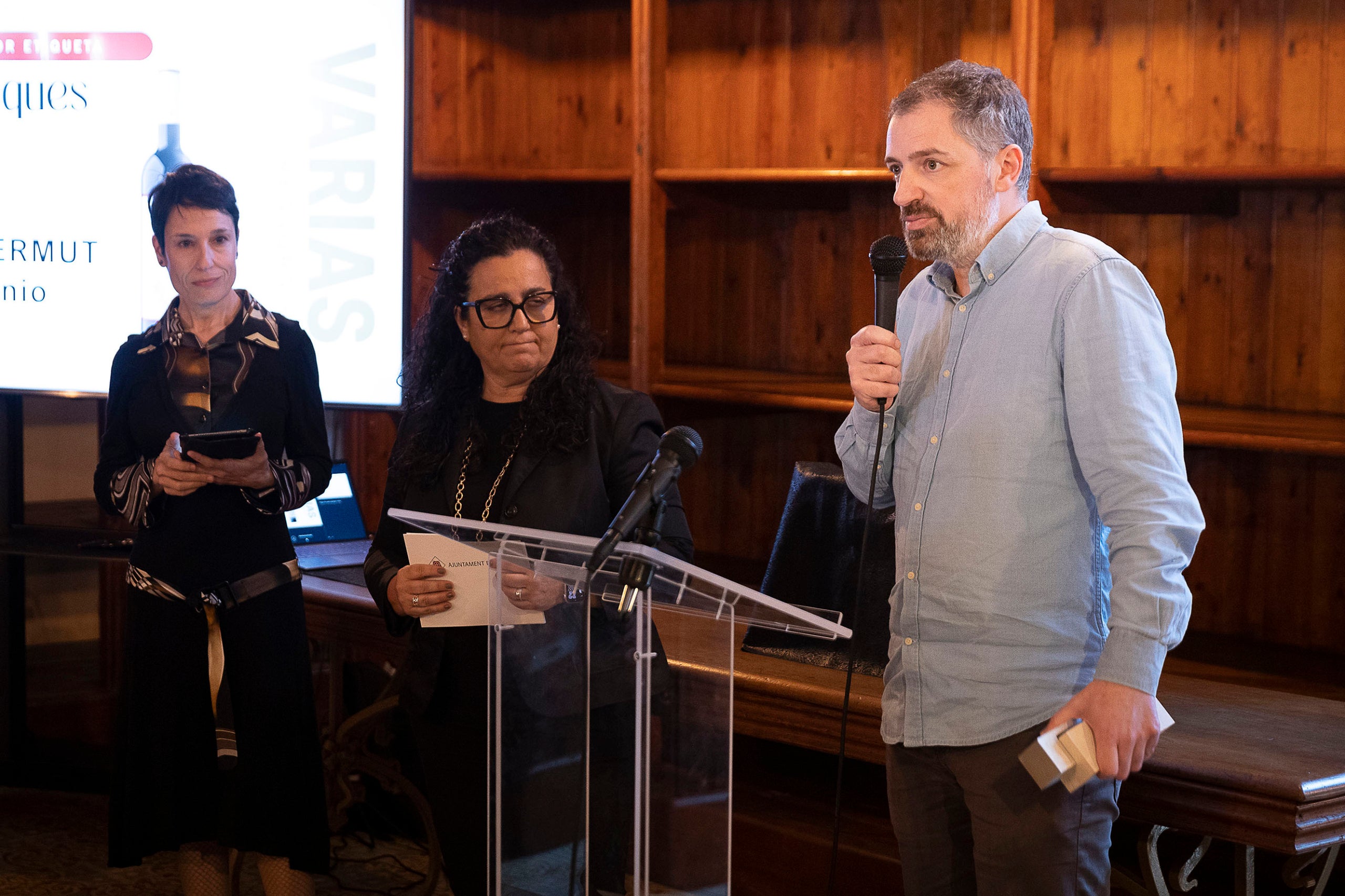 Josep Almirall, del celler Domenio durant l'acte de lliurament dels Premis Vinari dels Millors Vermuts Catalans. 27.03.2026, Reus  foto: Jordi Play / Premis Vinari