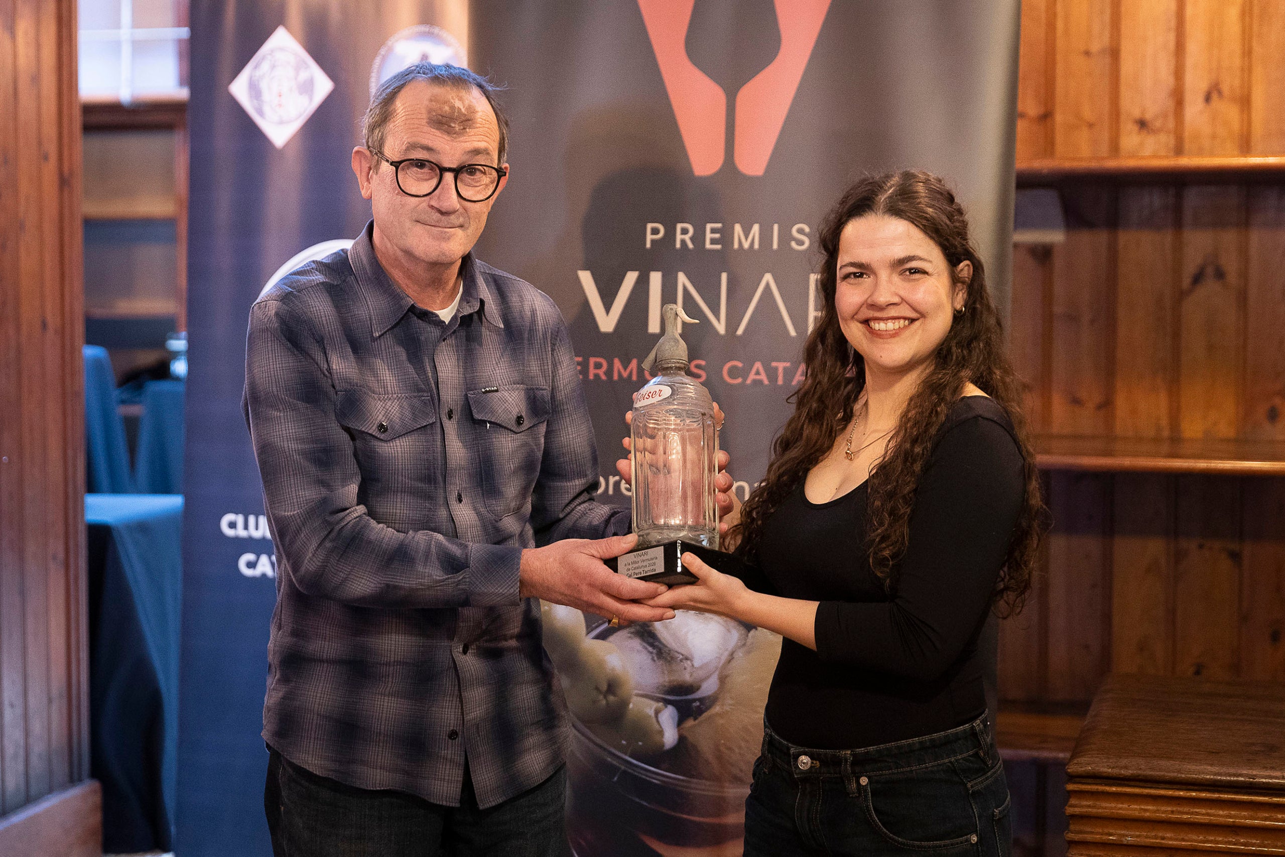 Joffre Tarrida, propietario de la vermutería Cal Pere Tarrida durante el acto de entrega de los Premios Vinari de los Mejores Vermuts Catalanes.
27.03.2026, Reus

foto: Jordi Play / Premis Vinari