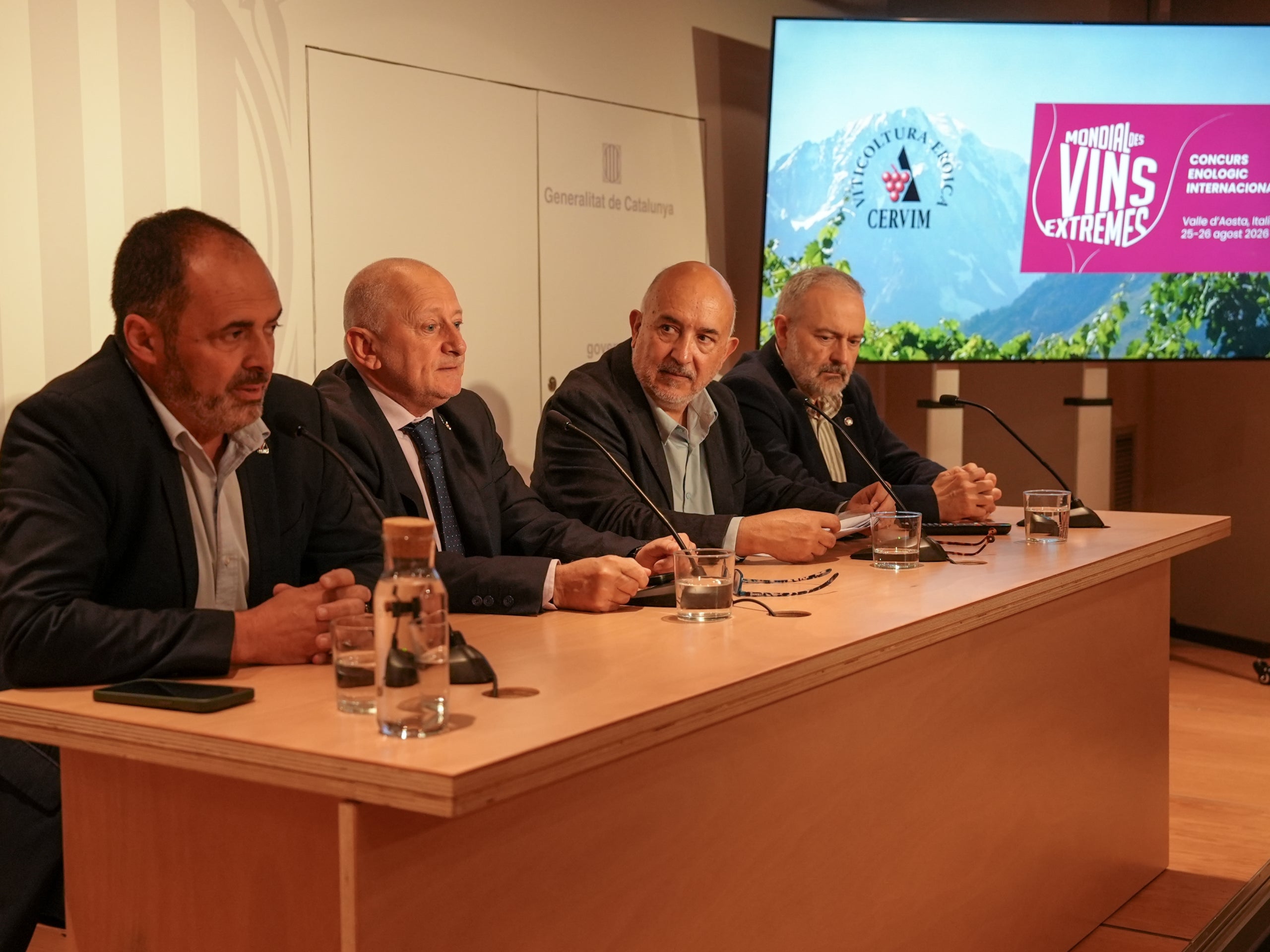 (D'esquerra a dreta) Manuel Capote, vicepresident de CERVIM; Nicola Abbrescia, president de CERVIM; Joan Gené, director de l'INCAVI; i Xoan Elorduy, tècnic de l'INCAVI / Cedida