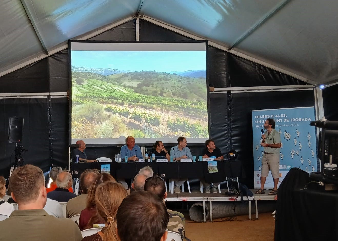 Gerard Rocamora, doctor en Ecologia i ornitòleg, a l'acte de presentació del vi l'Àliga al Delta Birding Festival. / L.C.